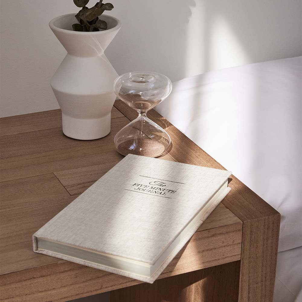 Intelligent Change The Five Minute Journal - Original Daily Gratitude Journal 2025 for Happiness, Mindfulness & Reflection - Daily Affirmations - Undated Planner Gifts for Women & Men - Fredhappy LLC